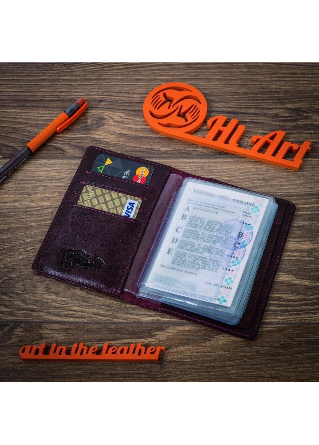 Обкладинка-органайзер для документів зі шкіри HiArt Let's Go Travel AD-01-C19-1718-T007 Фіолетовий Hi Art (268371645)