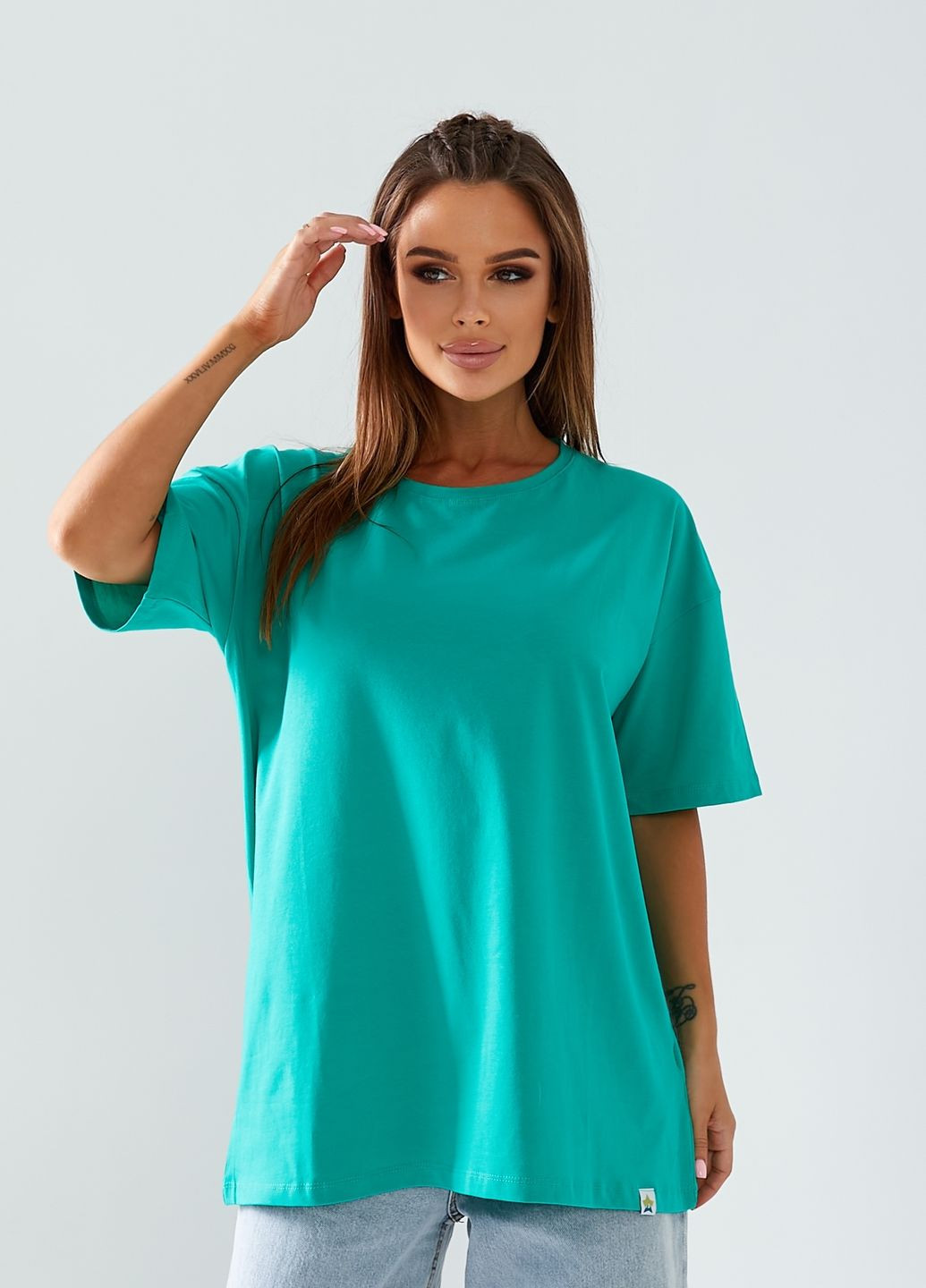 Зелена всесезон жіноча футболка оверсайз зелена AST-MODA базова футболка