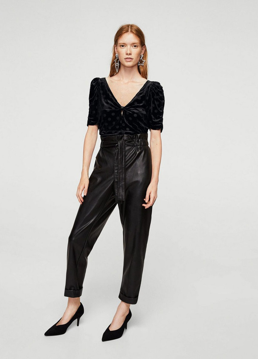 Чёрная блуза Mango