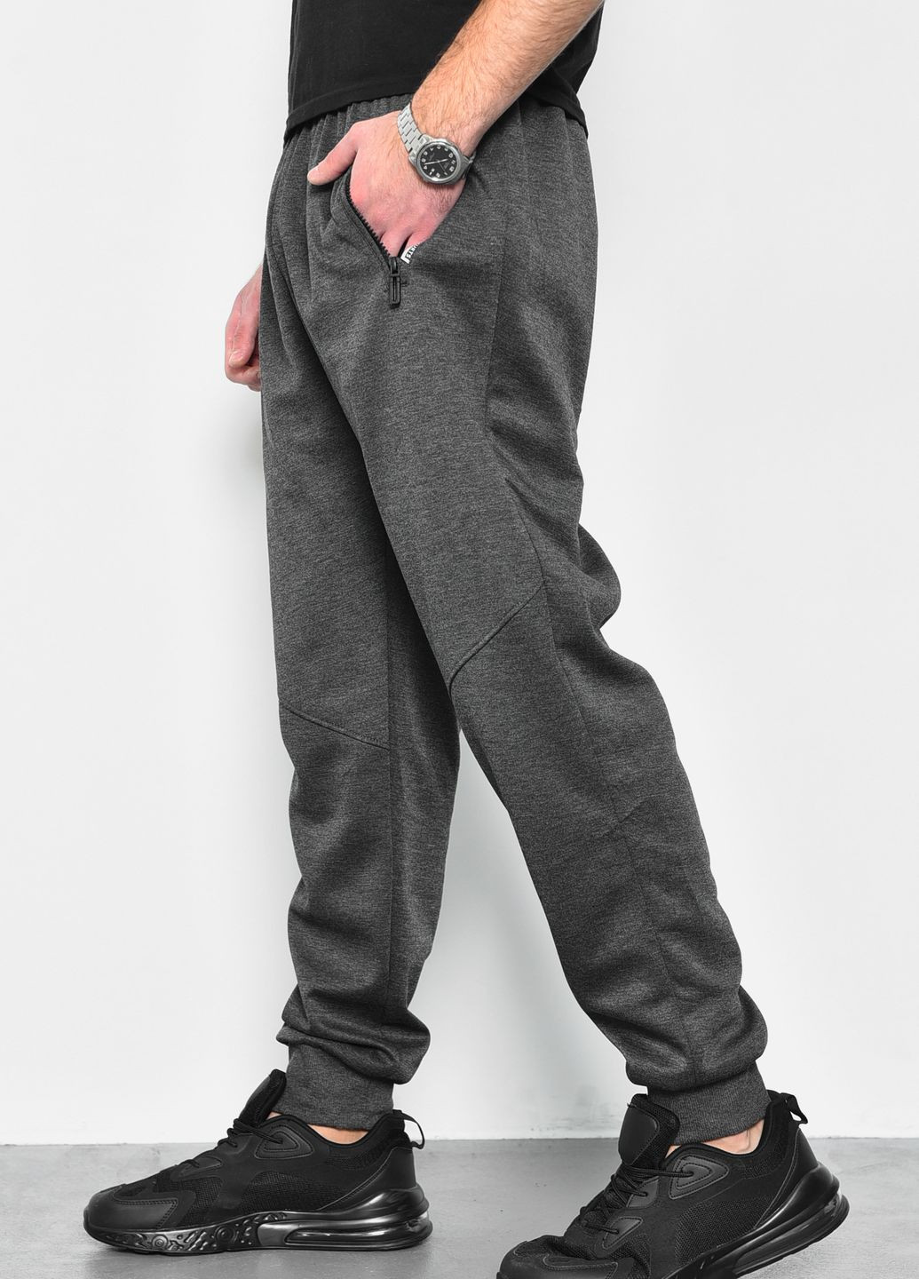 Спортивні штани чоловічі напівбатальні темно-сірого кольору Let's Shop (277609118)