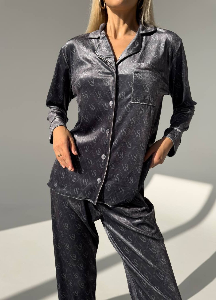 Серый демисезонный женская пижама виктория серая No Brand Пижама женская бархатная