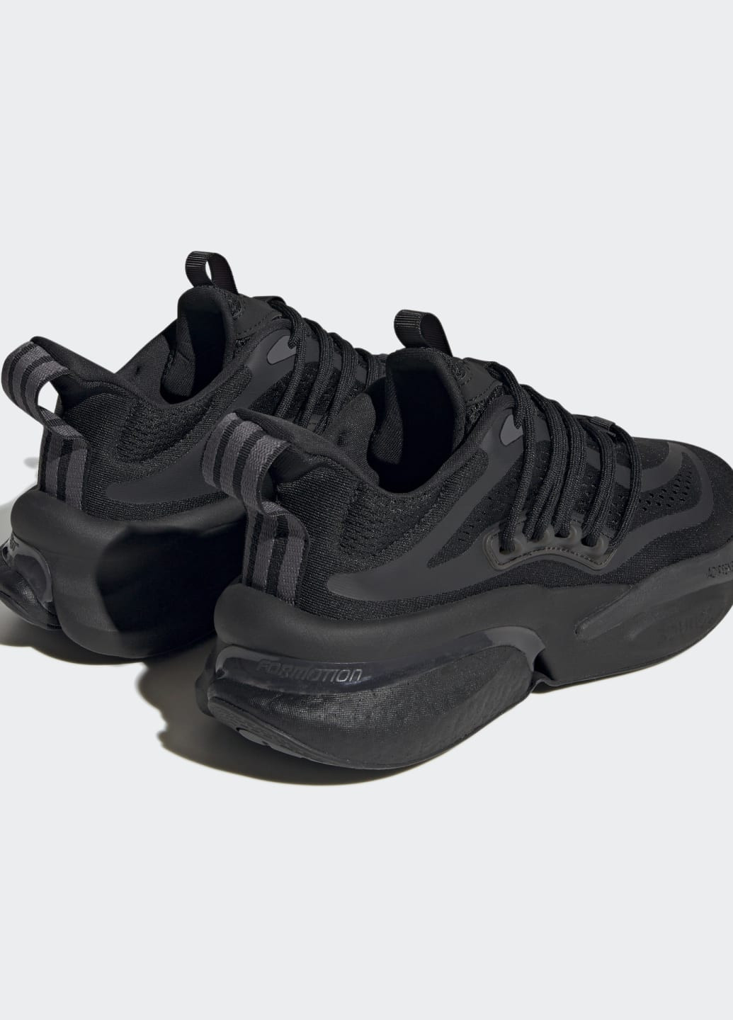 Черные всесезонные кроссовки alphaboost v1 sustainable boost adidas