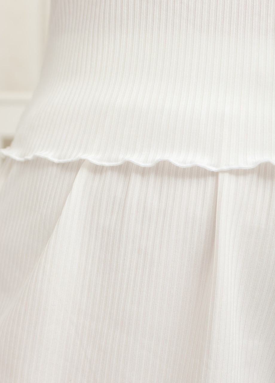 Белая всесезон пижама женская рубчик футболка с шортами белый Maybel
