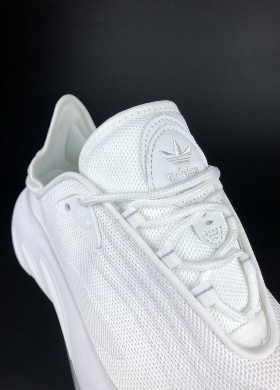 Белые демисезонные кроссовки мужские, вьетнам adidas Adifom Sltn