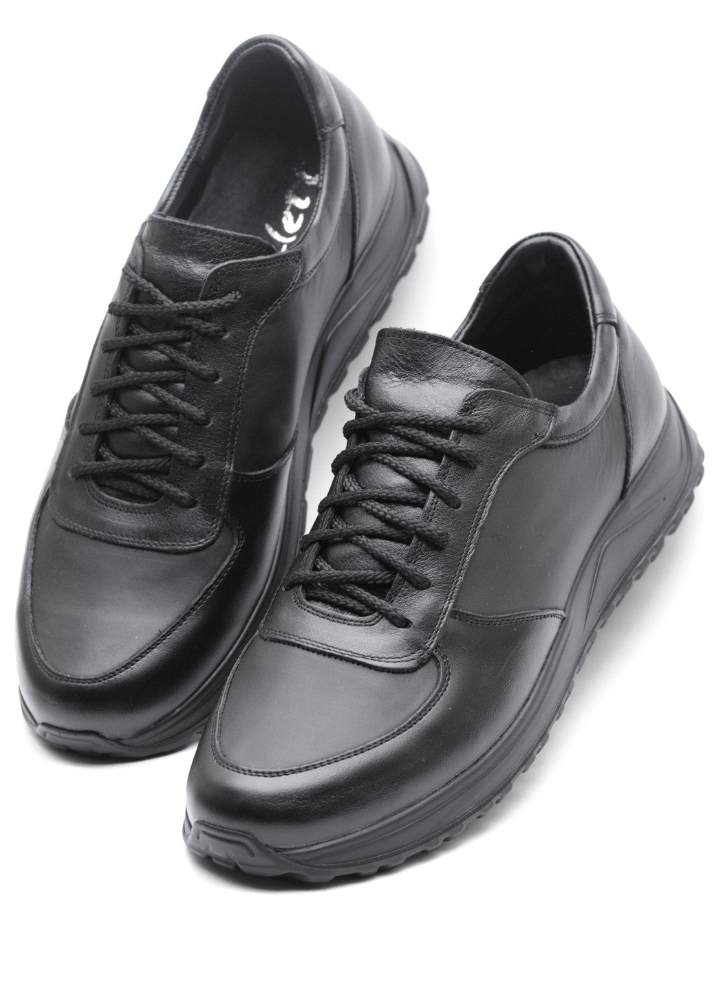 Черные демисезонные кроссовки мужские из натуральной кожи Zlett 6133