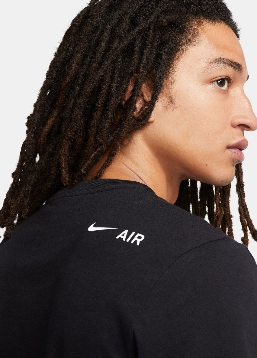 Черная футболка Nike
