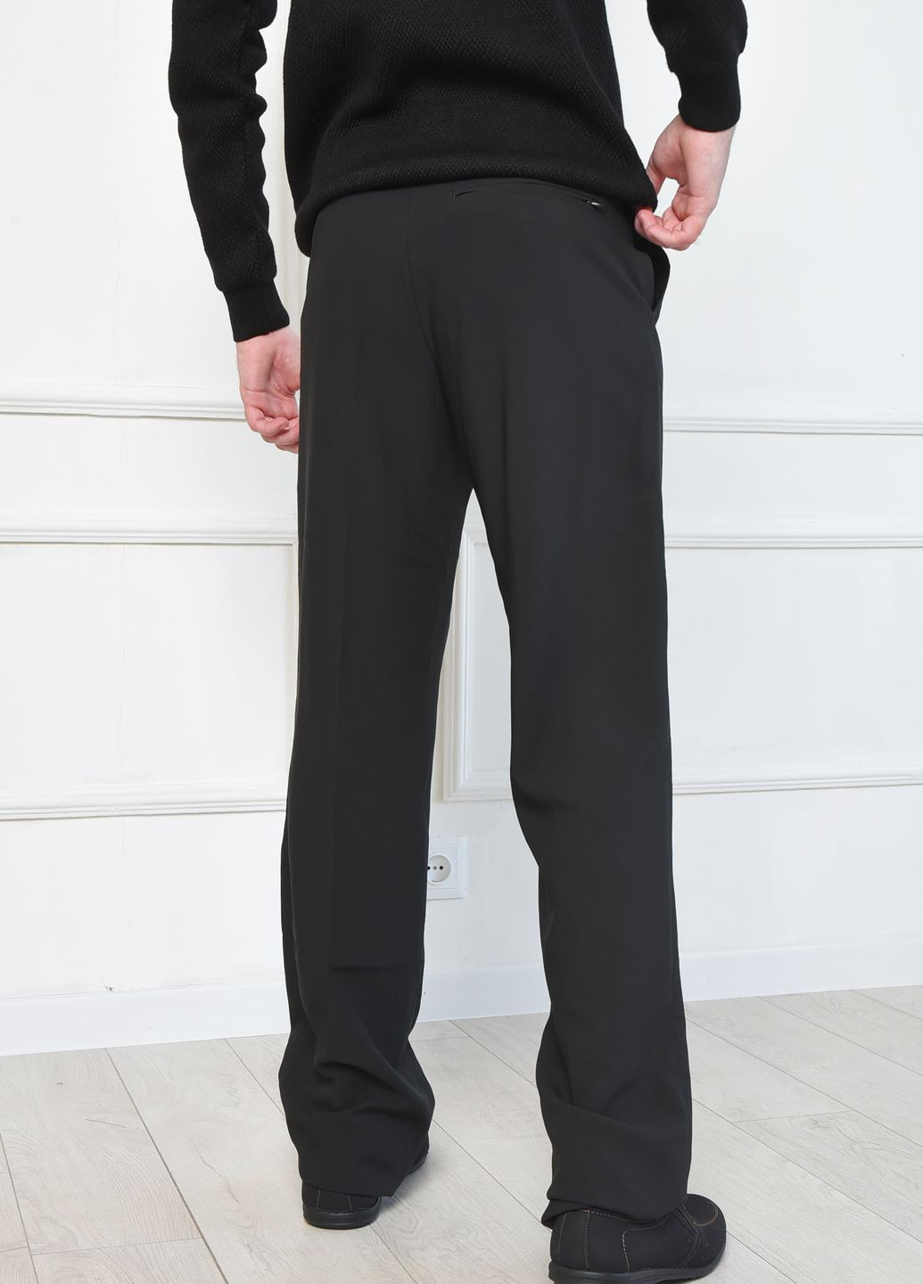 Штани чоловічі чорного кольору розмір 46 Let's Shop (277151448)
