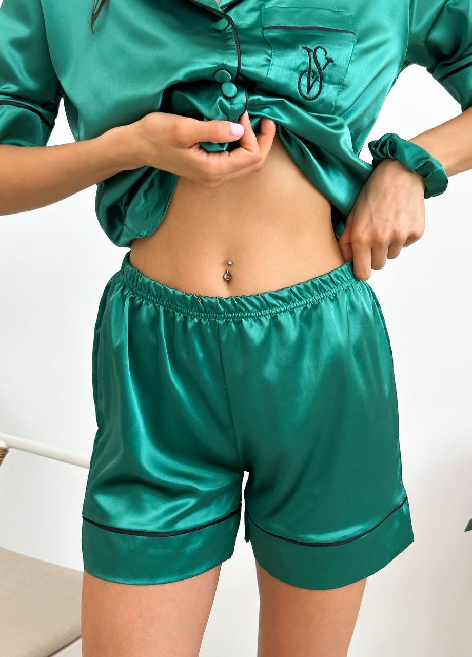 Зелена всесезон стильна піжамка з лого victoria's secretз брендовим коробом сорочка + шорти Vakko