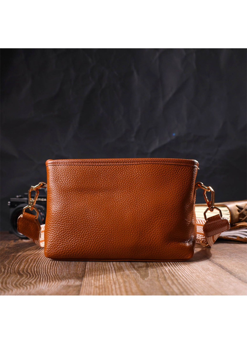 Красива невелика сумка на плече з натуральної шкіри 22139 Руда Vintage (260359843)