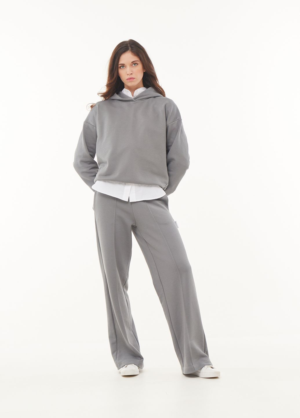 Комплект трехнитка худи с капюшоном и прямые брюки серо-оливковый комплект MORANDI (264749302)