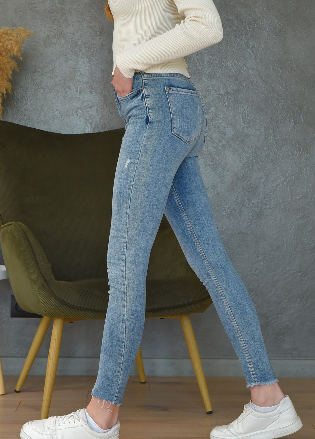 Голубые демисезонные зауженные джинсы подростковые голубого цвета размер 30 Let's Shop