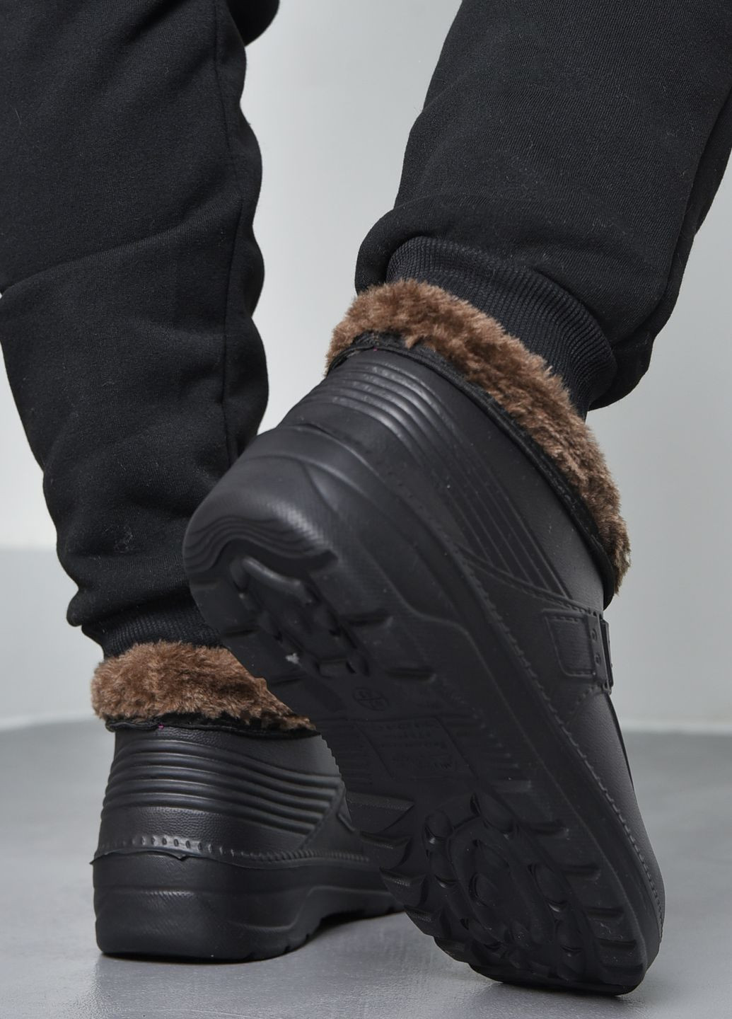 Галоши мужские на меху черного цвета Let's Shop (273901350)