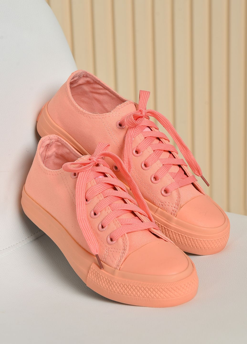 Персиковые кеды женские персикового цвета на шнуровке текстиль Let's Shop