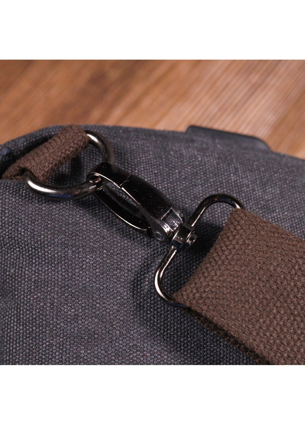 Чоловіча сумка через плече з кабелем USB текстильна 21221 Чорна Vintage (258267797)