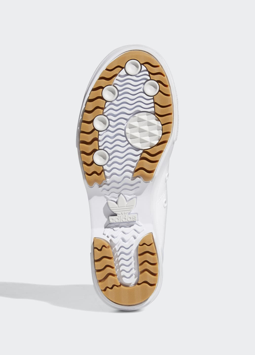 Белые всесезонные кроссовки nizza trek adidas