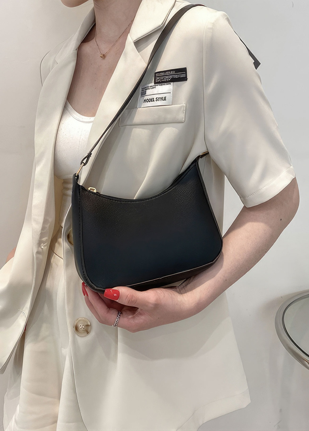 Жіноча сумка багет через плече / класична маленька сумочка / сумка крос боді тренд 2023 Чорний 66105 DobraMAMA (259262050)