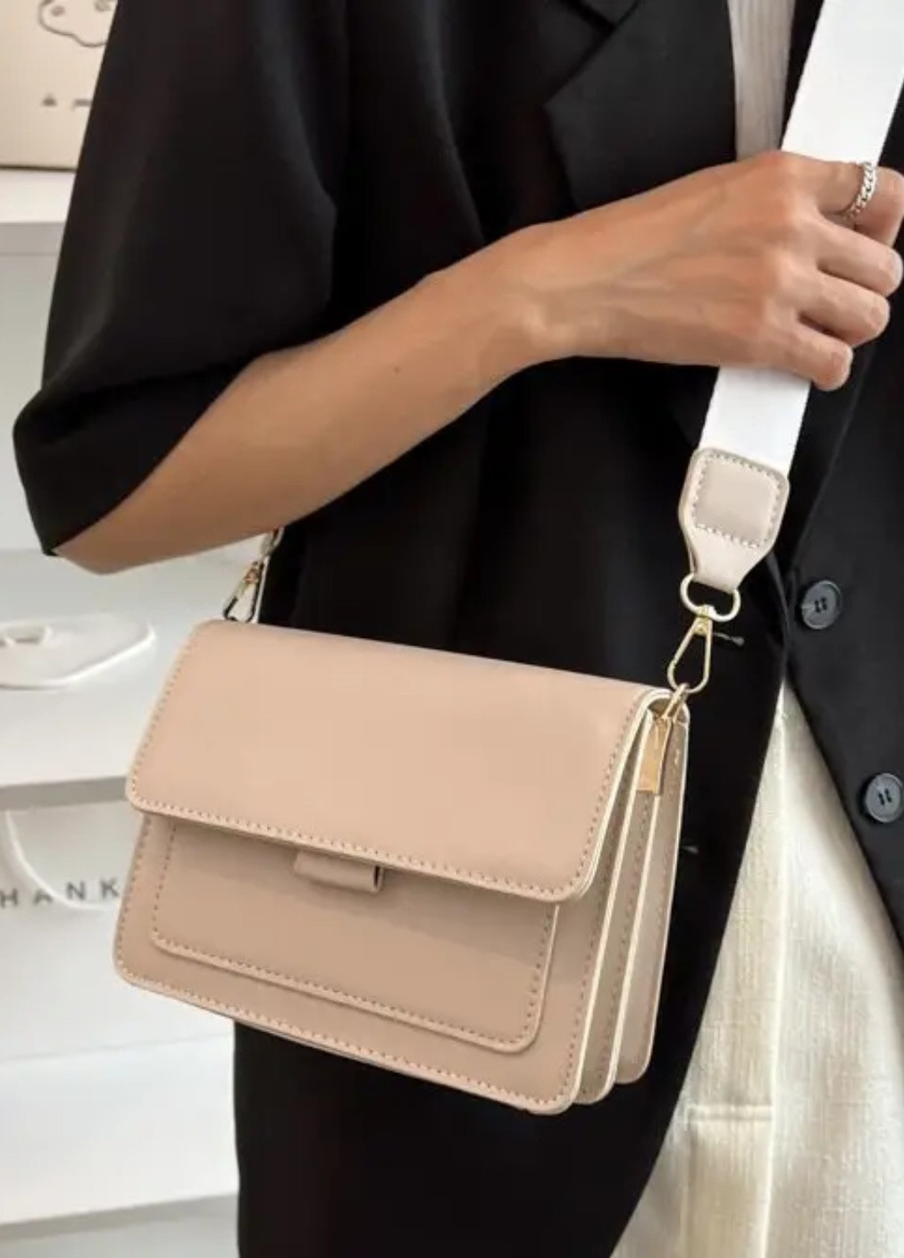 Женская классическая сумка через плечо кросс-боди бежевая No Brand (257007439)