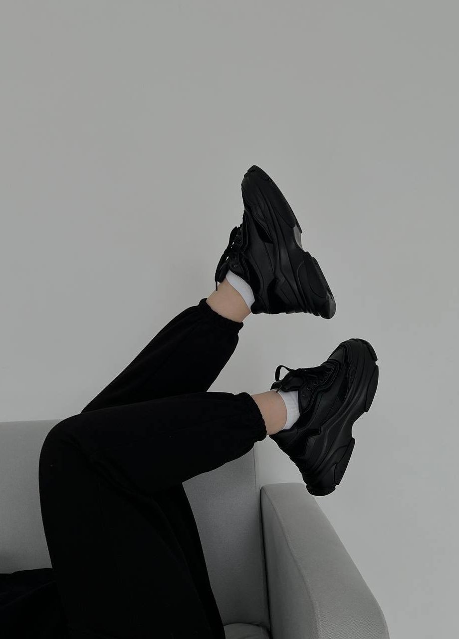 Чорні осінні кросівки жіночі No Brand Elegant black