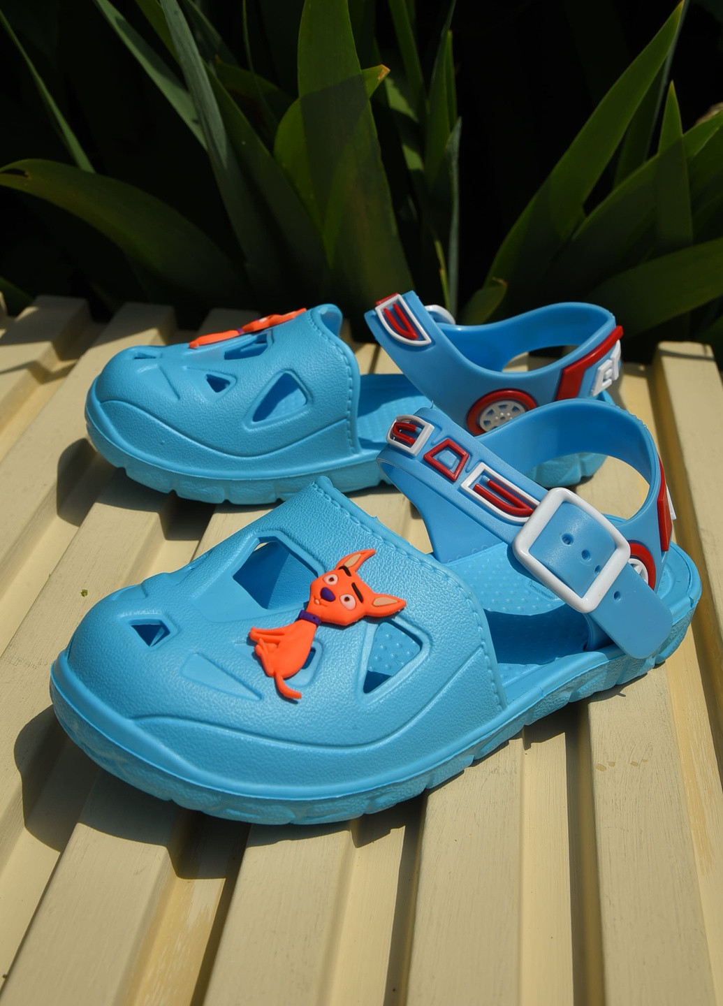 Голубые пляжные сандали детские пена для мальчика голубого цвета Let's Shop с ремешком