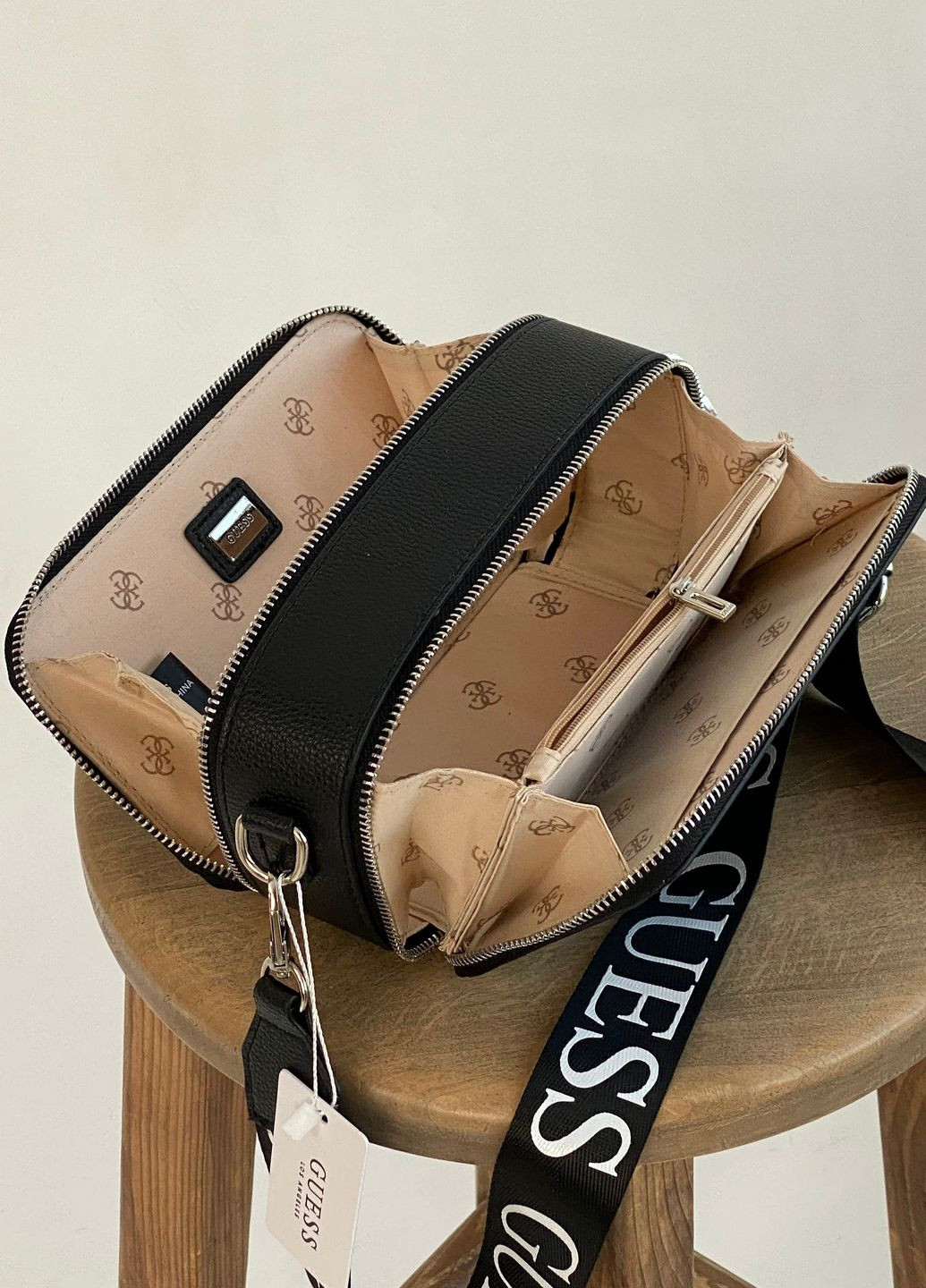 Женская сумка Guess кросс-боди черная No Brand (277160509)