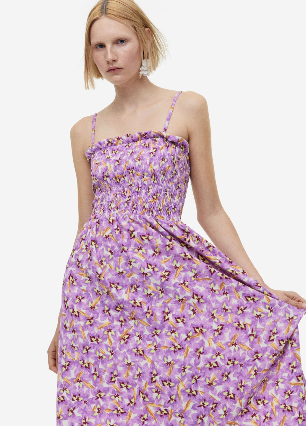 Розово-лиловое повседневный платье со сборками на резинке H&M с цветочным принтом
