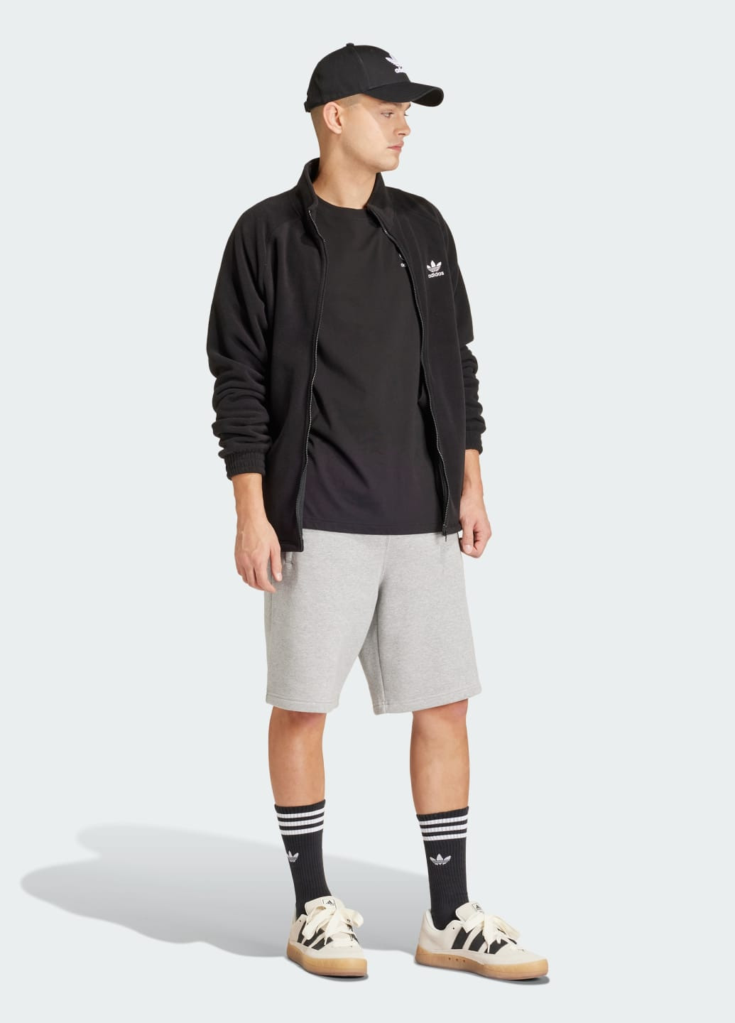 Чорна футболка trefoil essentials adidas