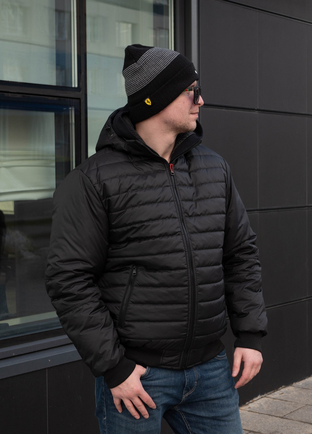 Чорна куртки демісезонні чоловічі від виробника SK