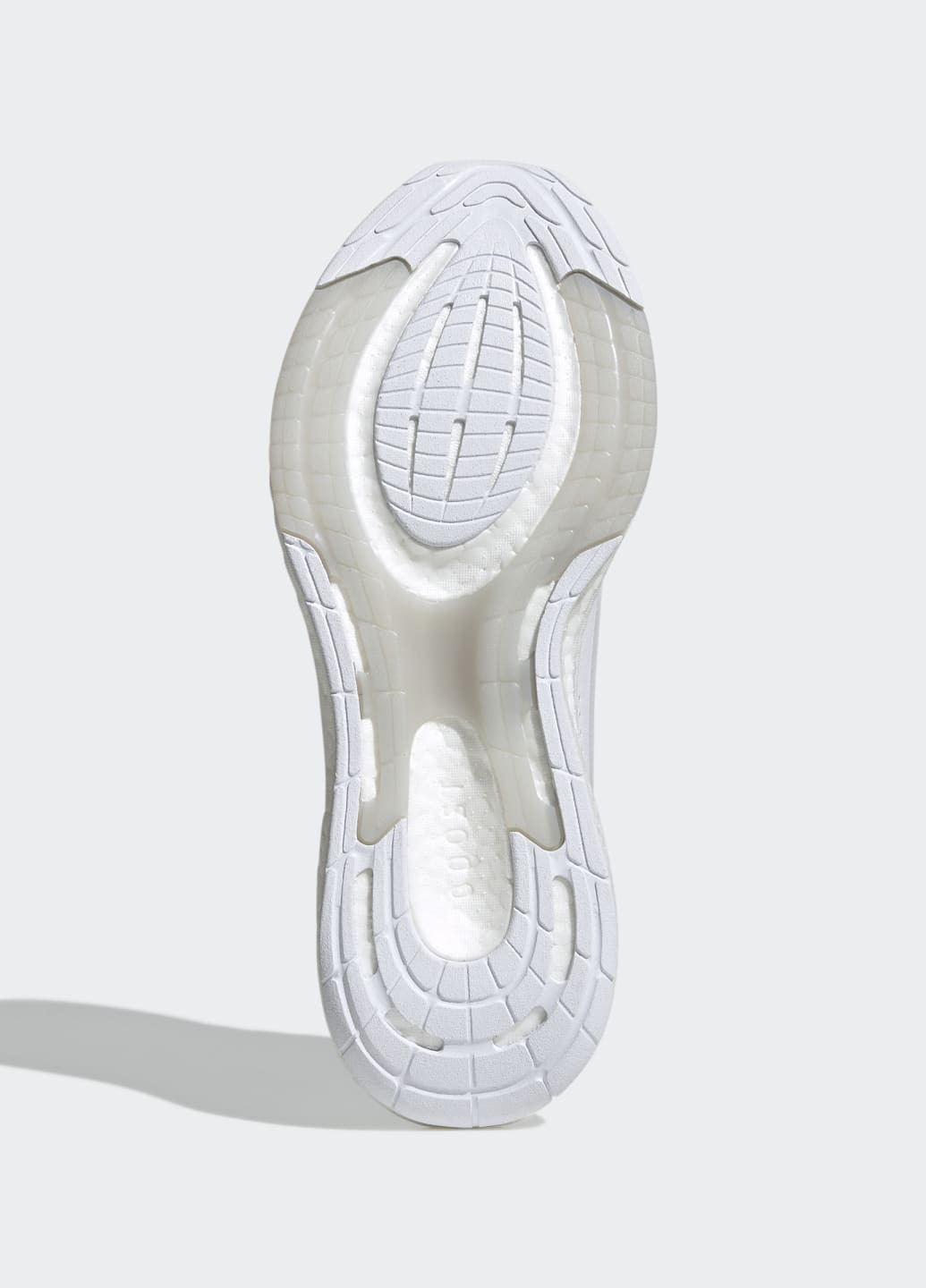 Белые всесезонные кроссовки для бега pureboost 22 adidas