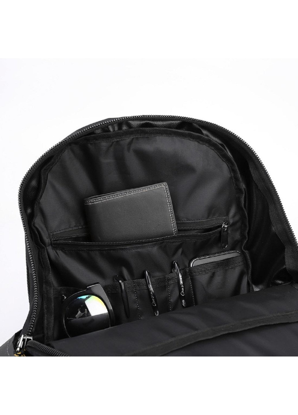 Вместительный мужской текстильный рюкзак AT08-6815A Confident (277963024)