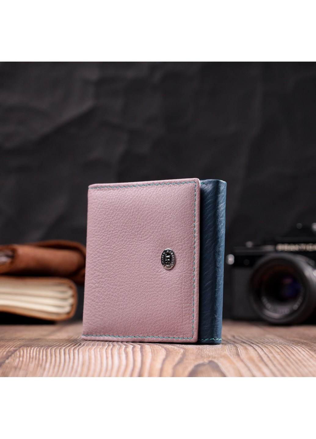 Симпатичний жіночий гаманець з оригінальною монетницею з натуральної шкіри 19512 Різнокольоровий st leather (278001099)