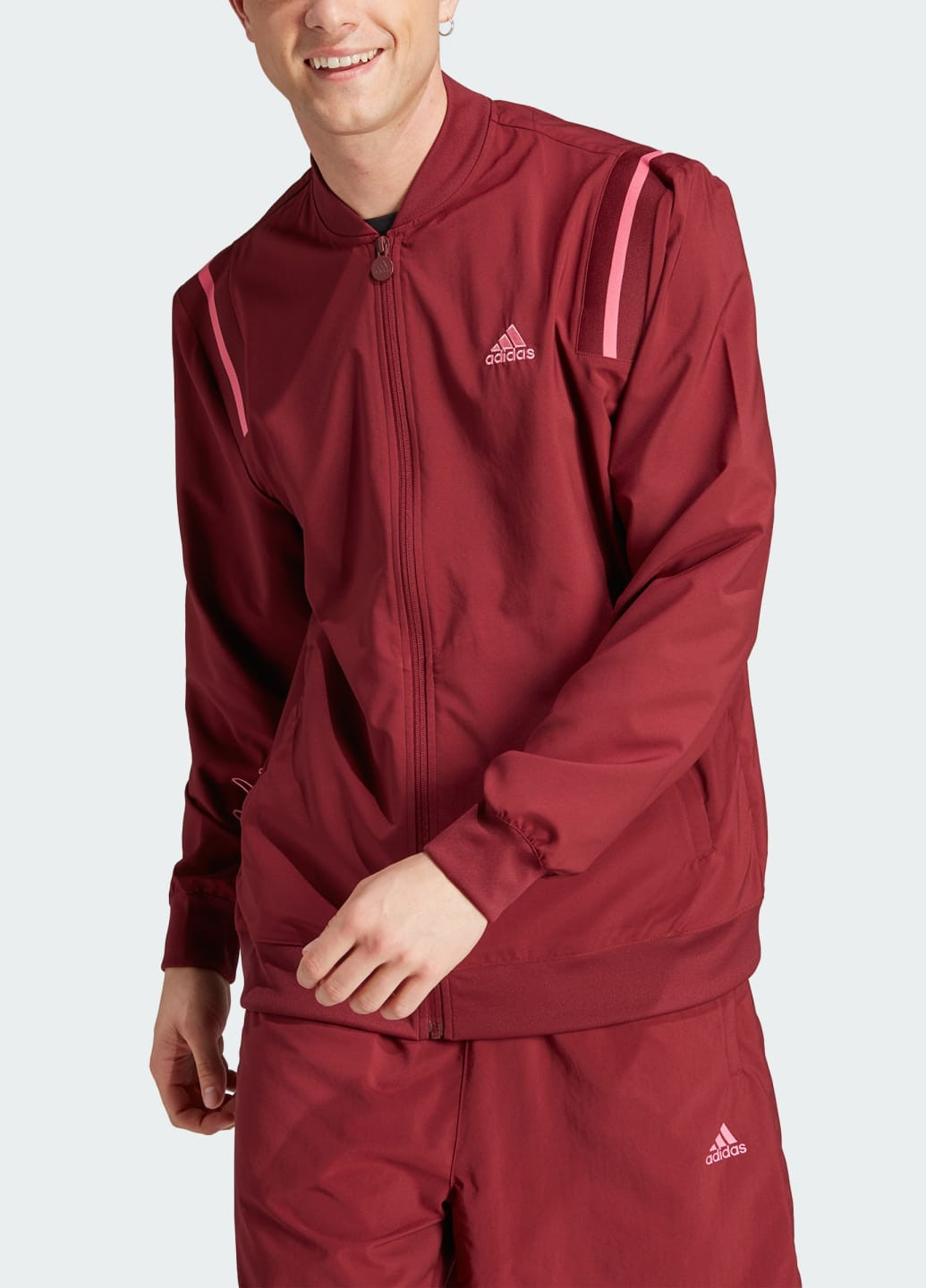 Бордовая демисезонная куртка scribble adidas