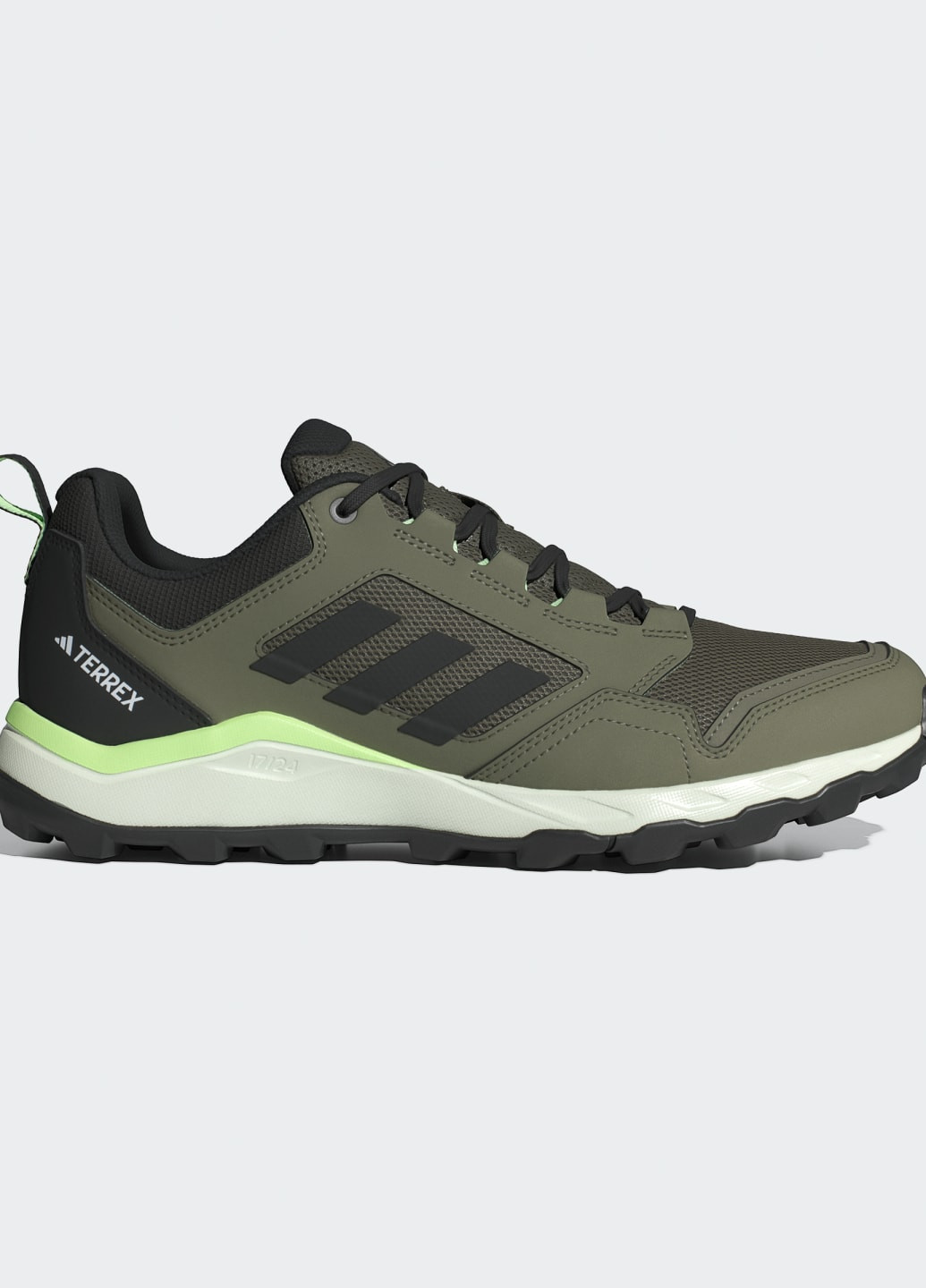 Зелені всесезон кросівки tracerocker 2.0 trail running adidas