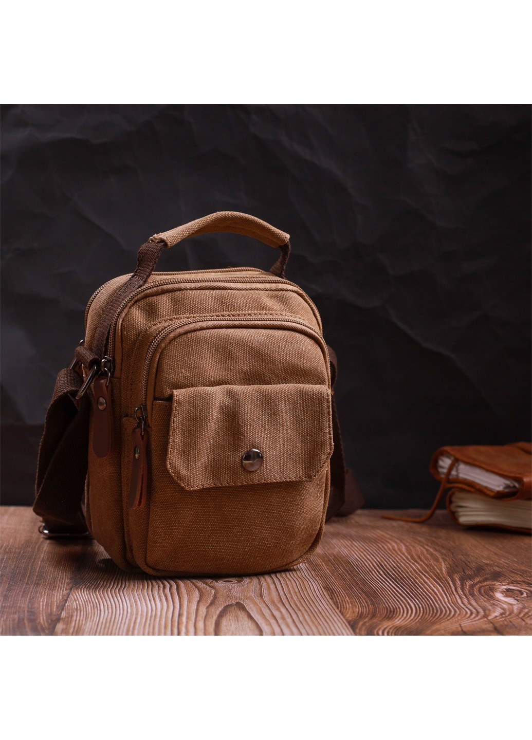 Практична невелика чоловіча сумка із щільного текстилю 22220 Коричневий Vintage (267932200)