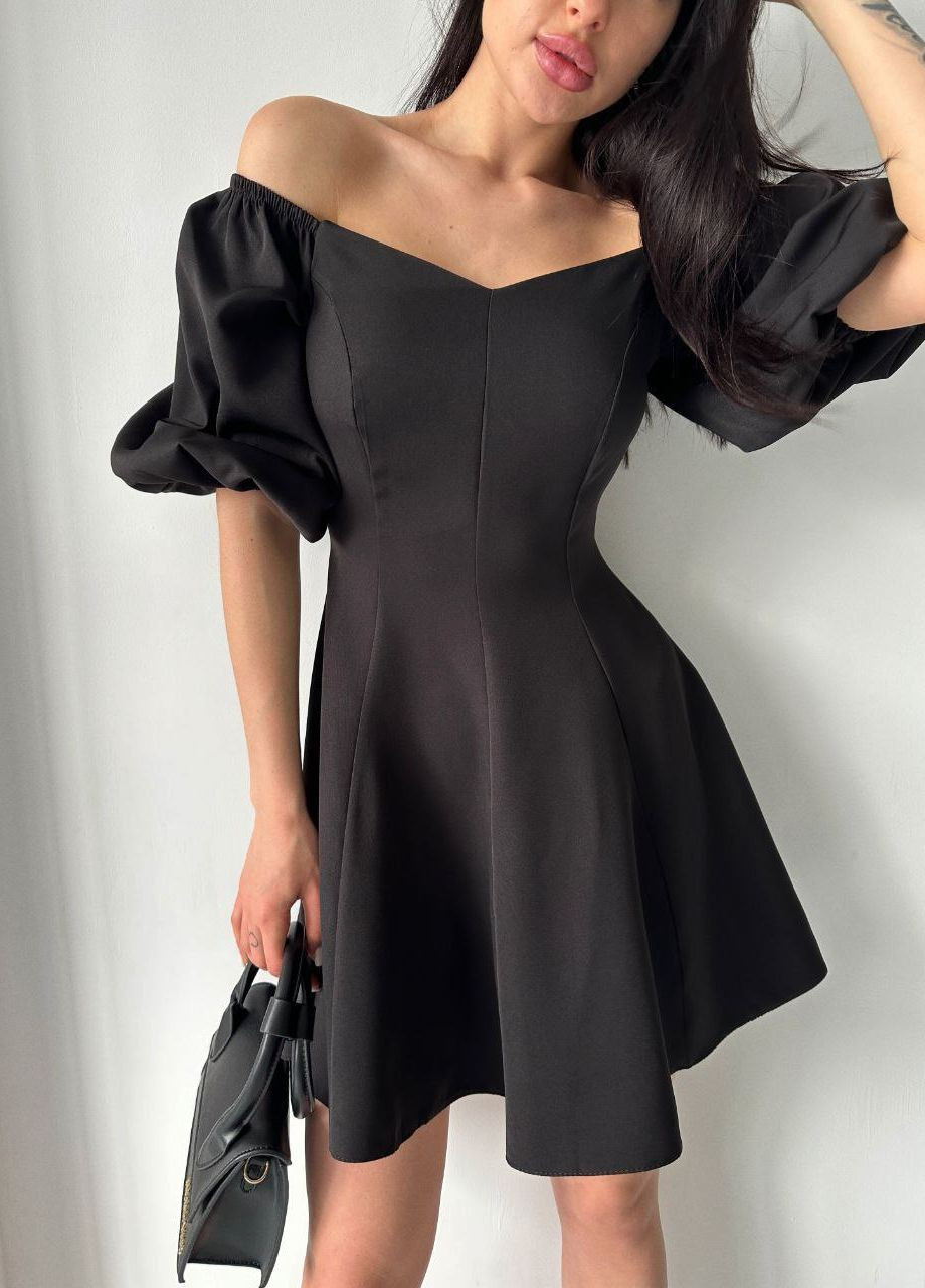 Черное красивое нежное платье с открытой зоной декольте и с рукавами которые можно приспускать с плеч, короткое качественное платье No Brand