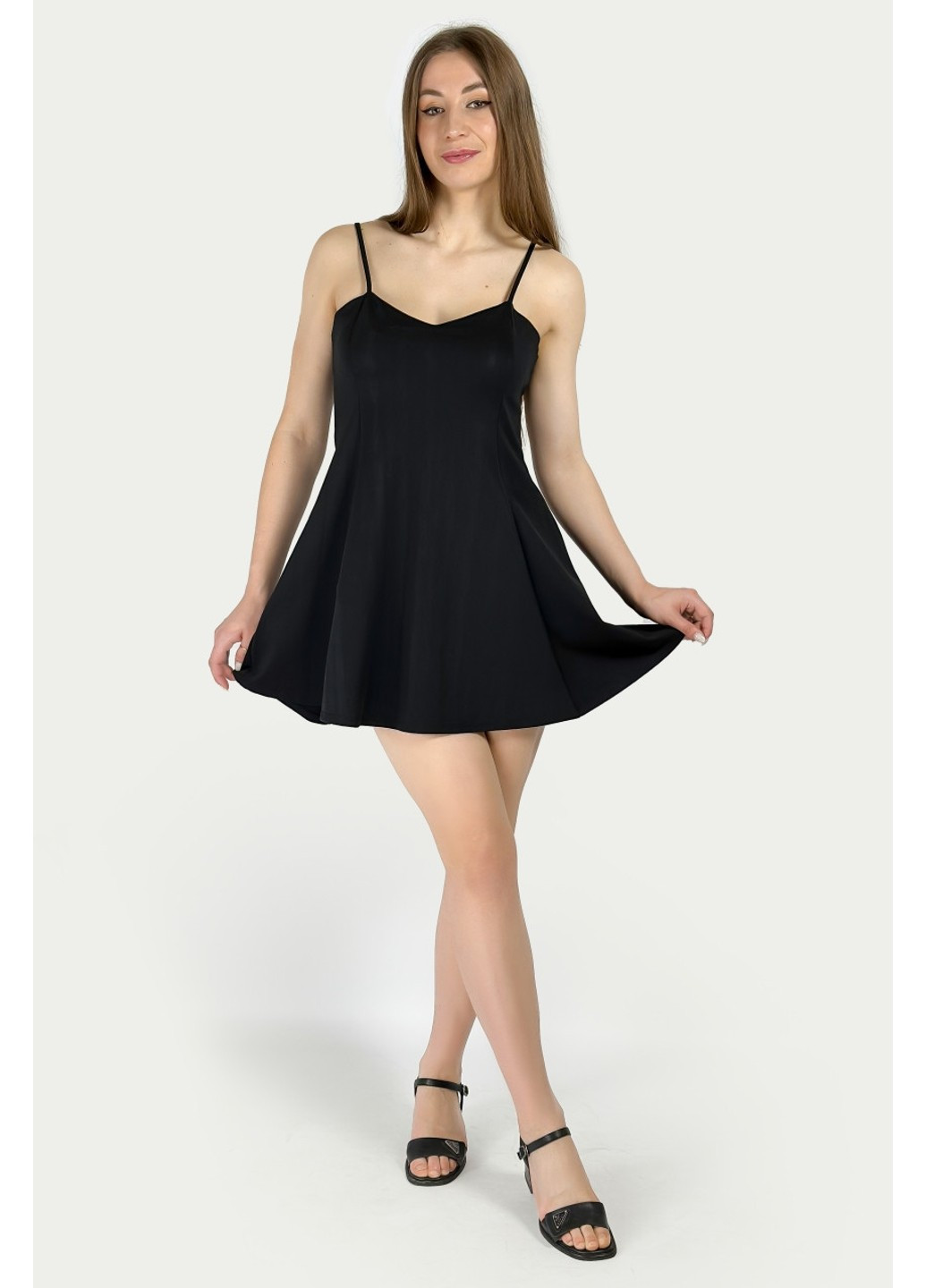 Черное коктейльное платье 1165/152/800 с пышной юбкой Zara однотонное