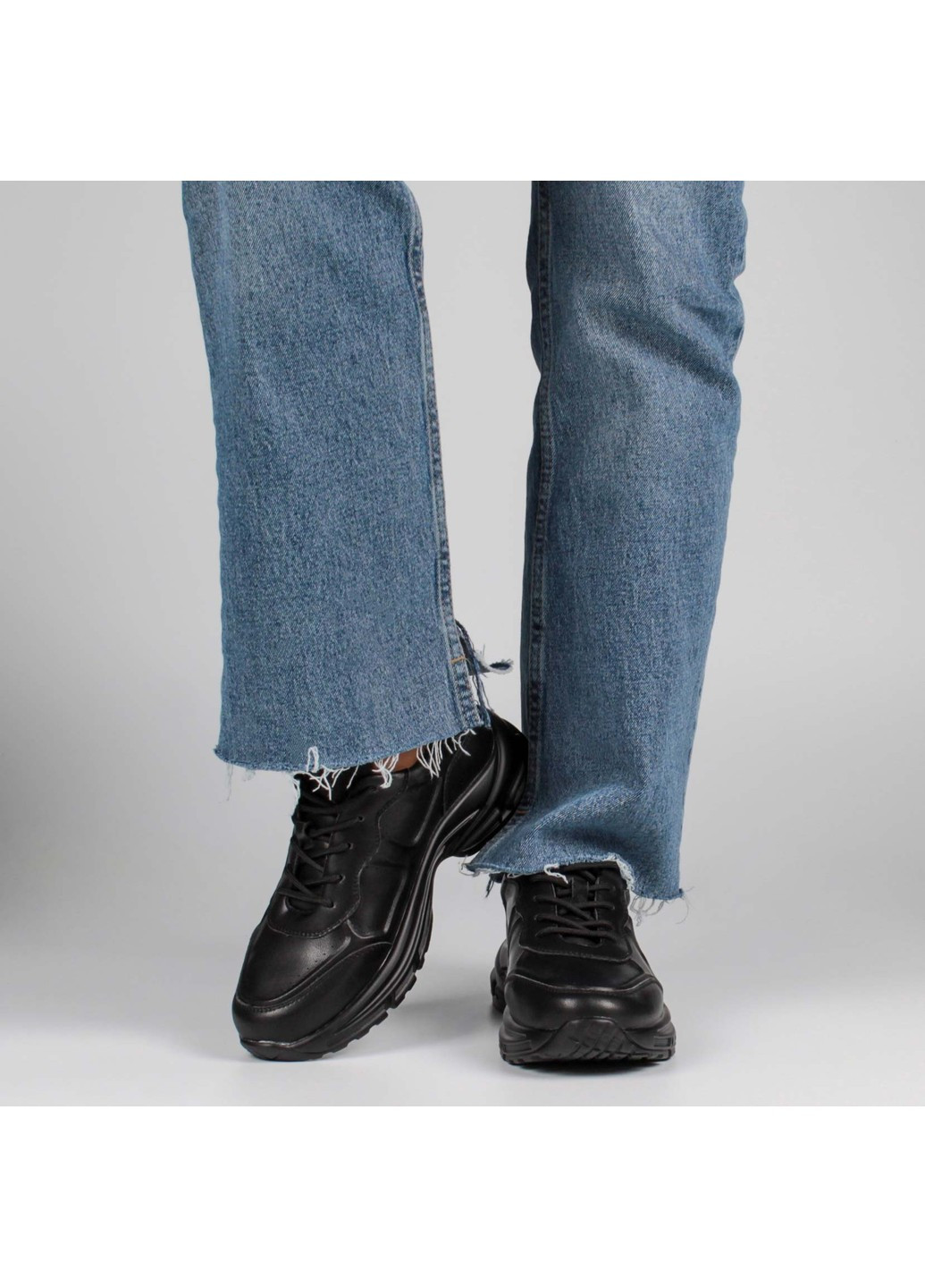 Чорні осінні жіночі кросівки 198989 Renzoni