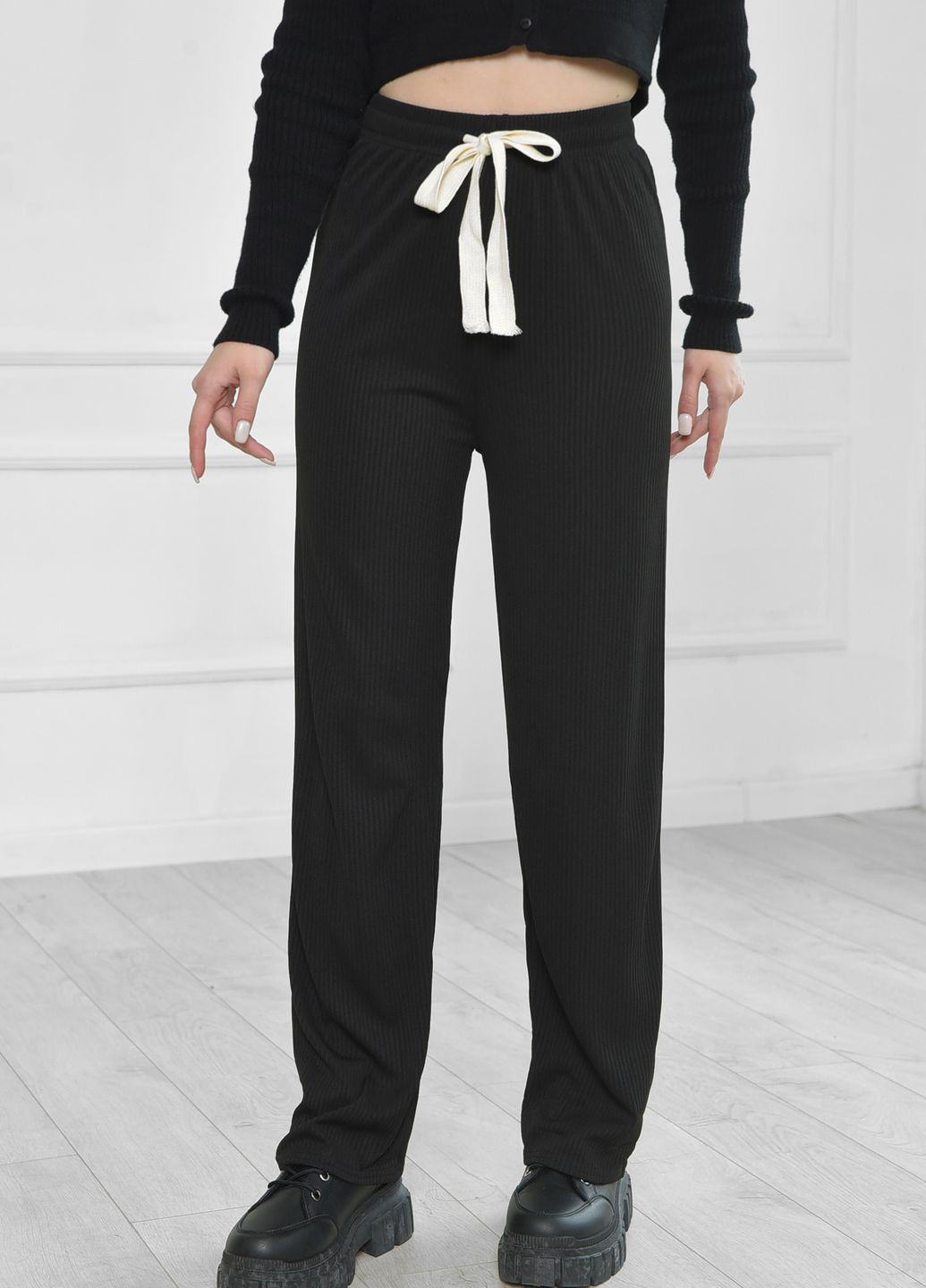 Штани жіночі в рубчик чорного кольору Let's Shop (266901127)