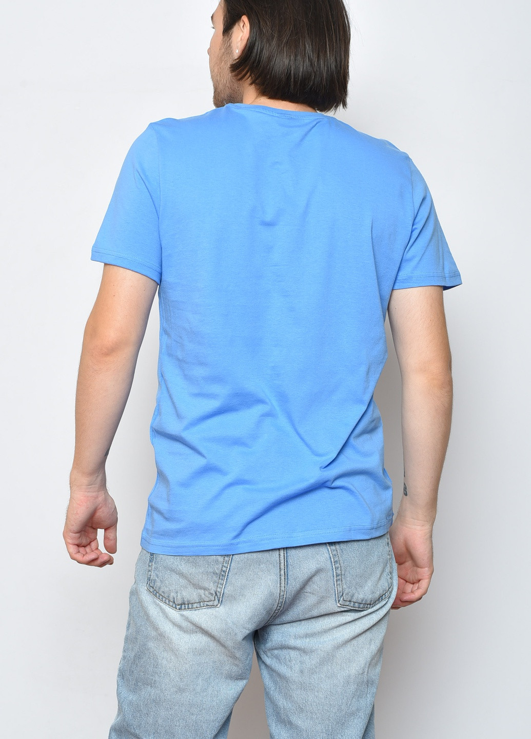 Блакитна футболка чоловіча однотонна блакитного кольору Let's Shop