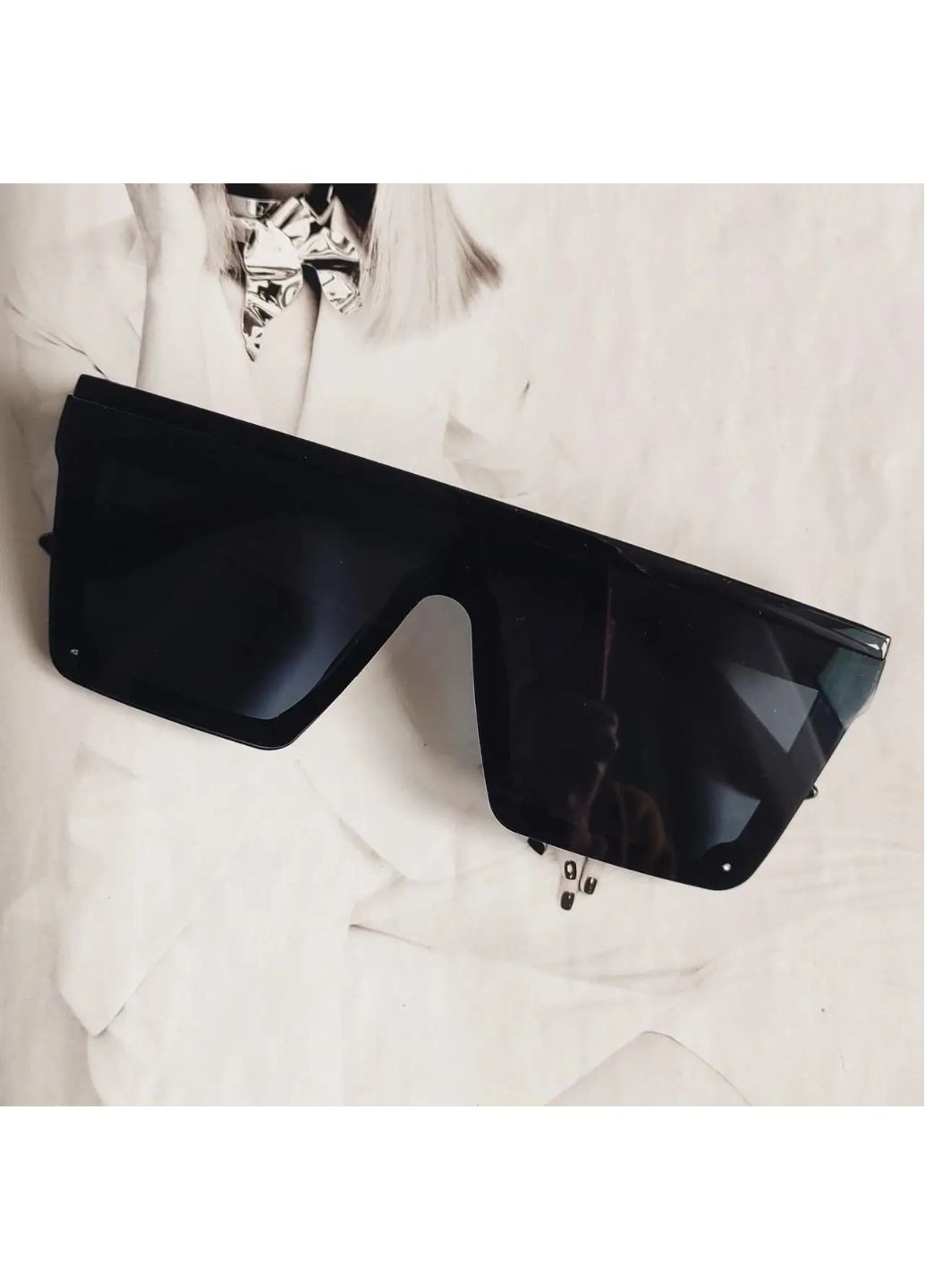 Сонцезахисні квадратні окуляри Чорного кольору No Brand (258149705)