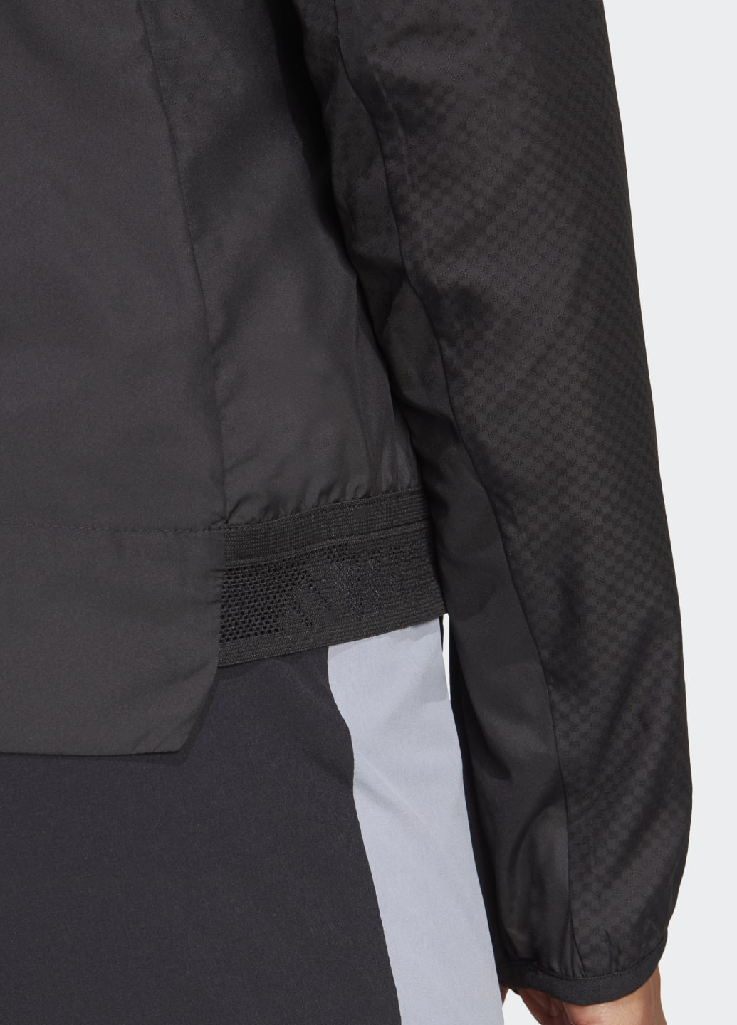 Чорна демісезонна куртка terrex xperior windweav adidas