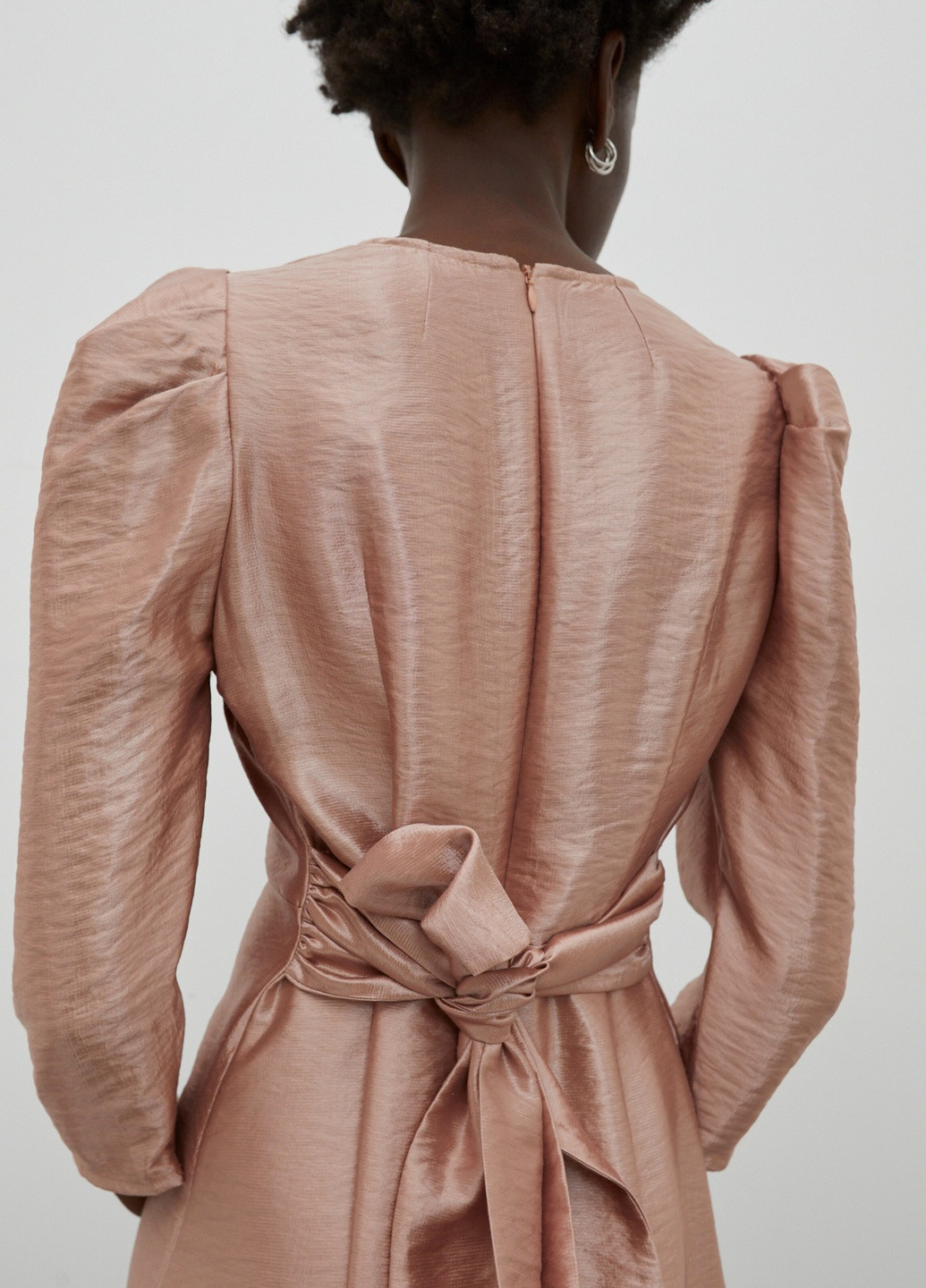 Бежевое платье Edited