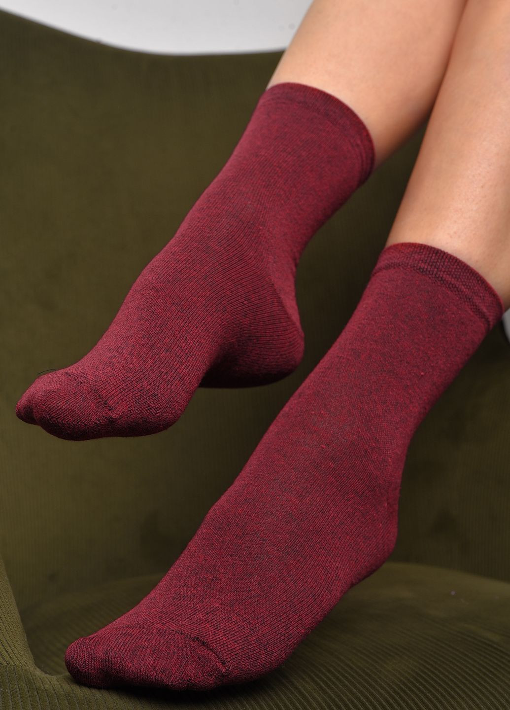 Шкарпетки жіночі демісезонні бордового кольору розмір 36-40 Let's Shop (277983331)