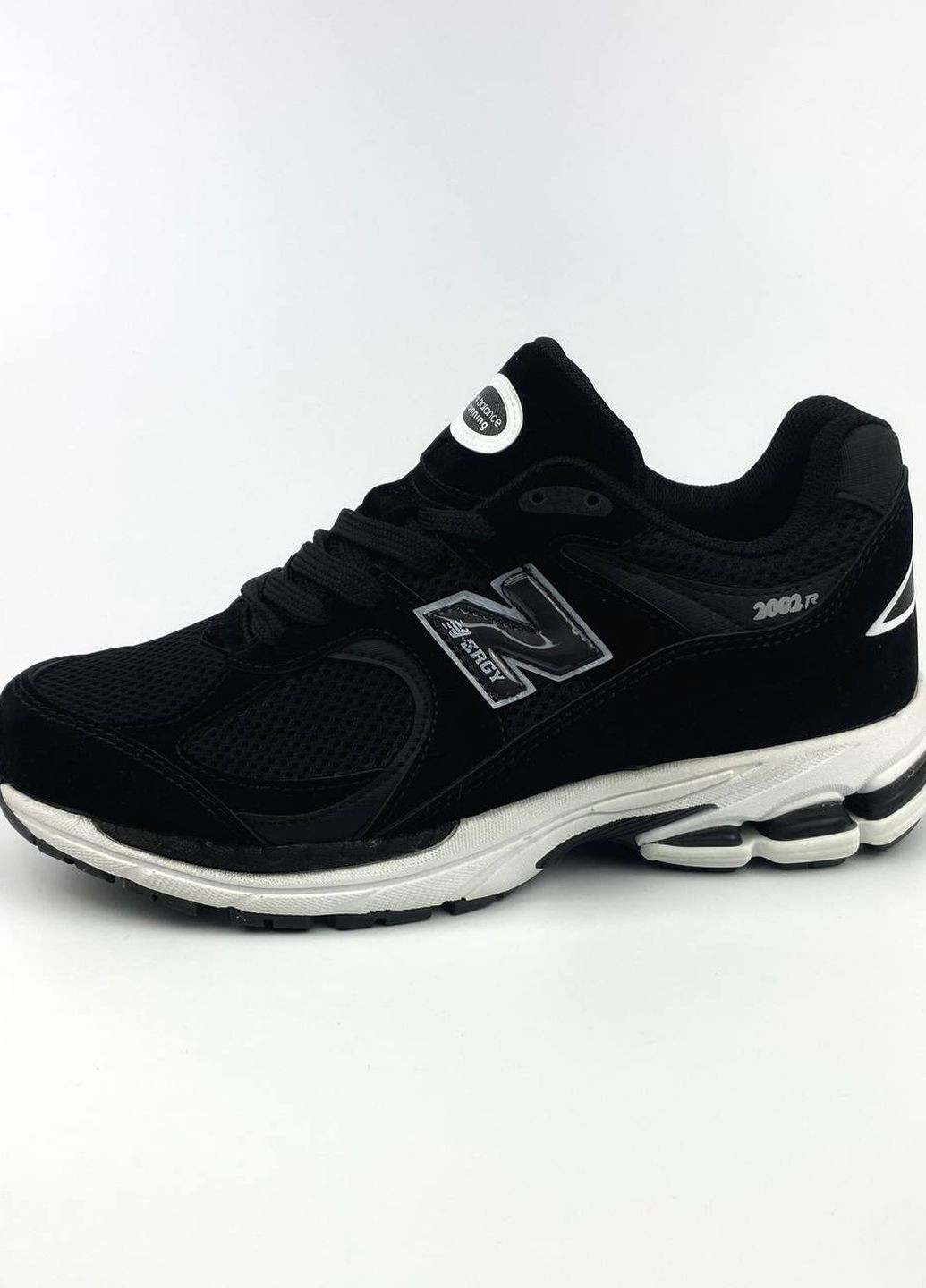Чорні Осінні кросівки з лого 2002r black&white Vakko