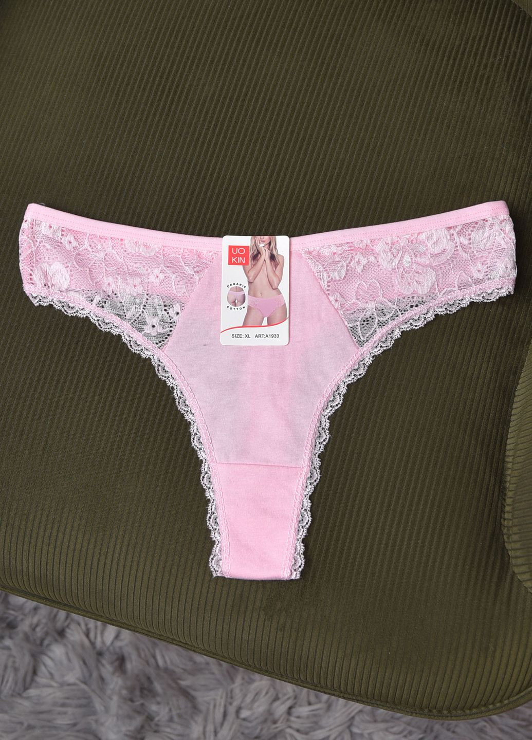 Стрінги жіночі з гіпюром рожевого кольору Let's Shop (275993220)
