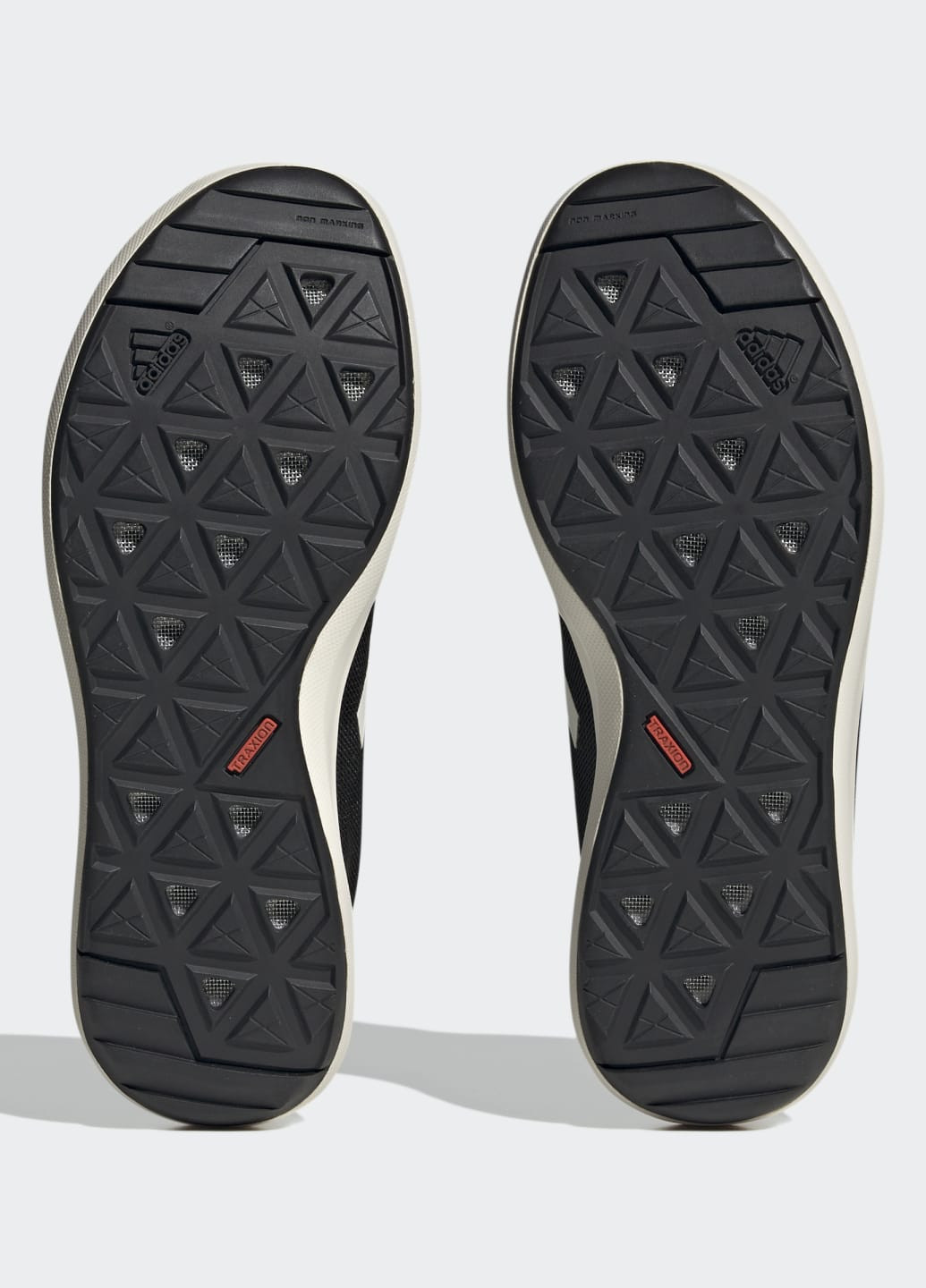 Чорні всесезон кросівки terrex boat heat.rdy water adidas