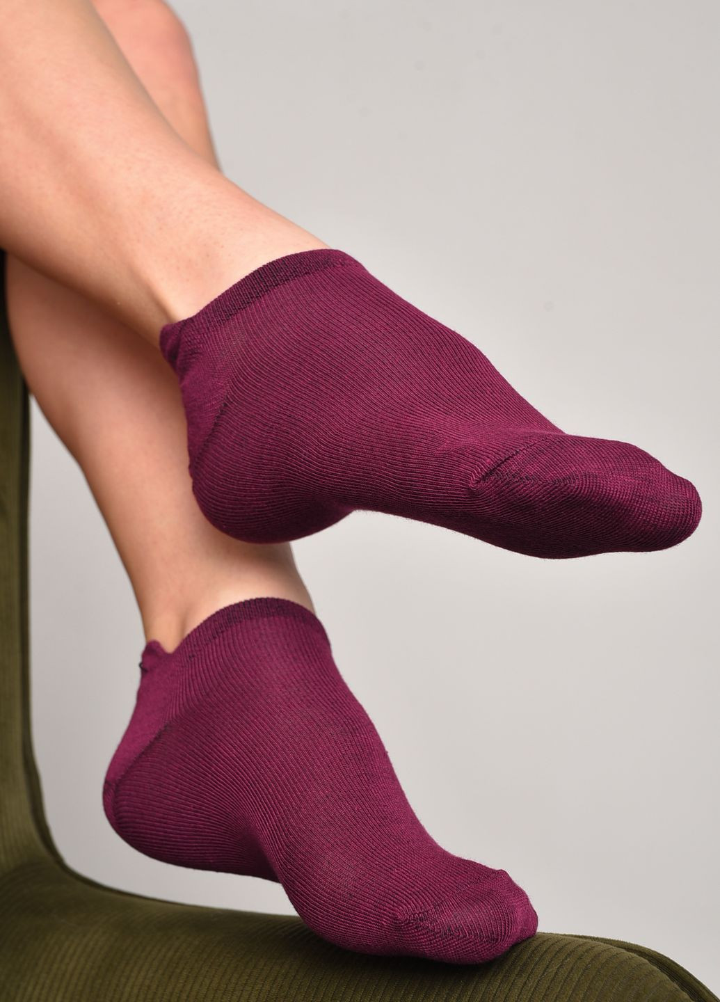 Шкарпетки жіночі спортивні бордового кольору розмір 36-40 Let's Shop (277983298)