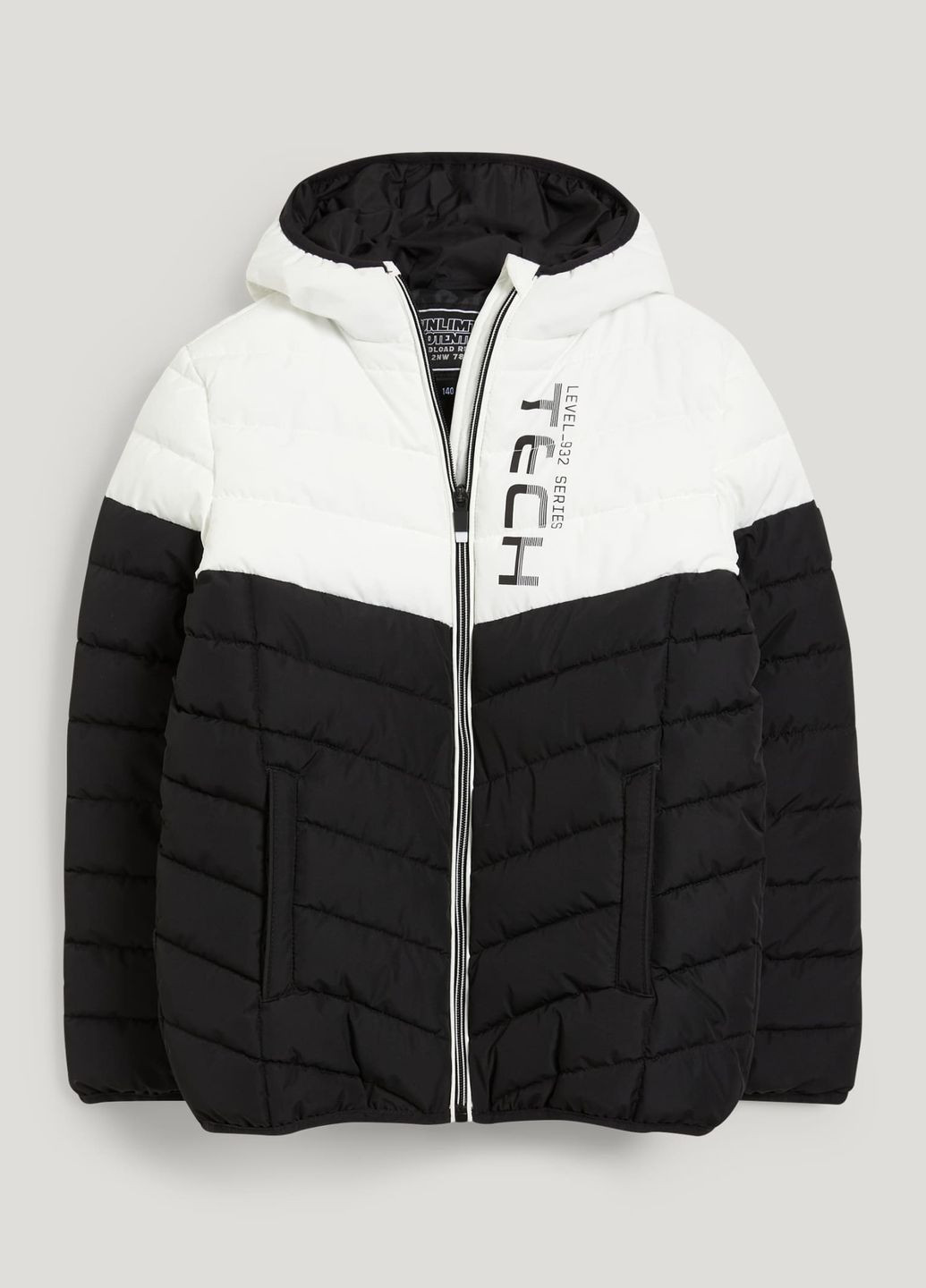 Комбинированная демисезонная демисезонная куртка для мальчика белая/черная 2200458 C&A