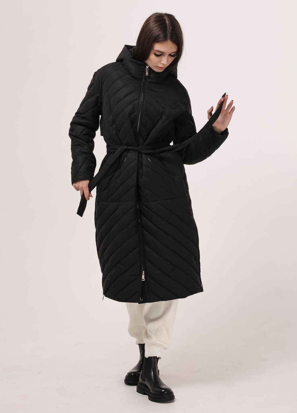 Черное Пальто зимнее черное Batterflei