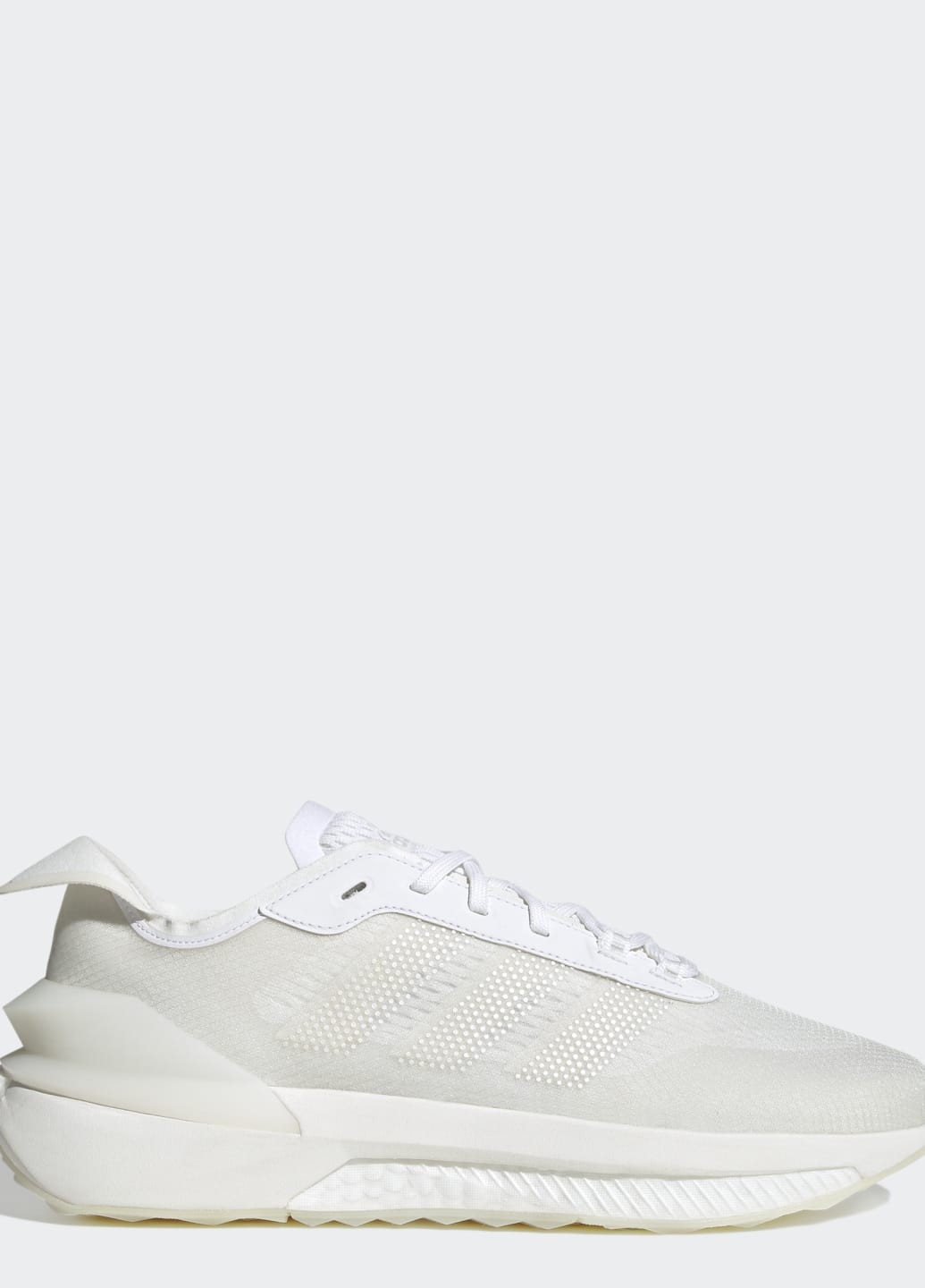 Белые всесезонные кроссовки avryn adidas