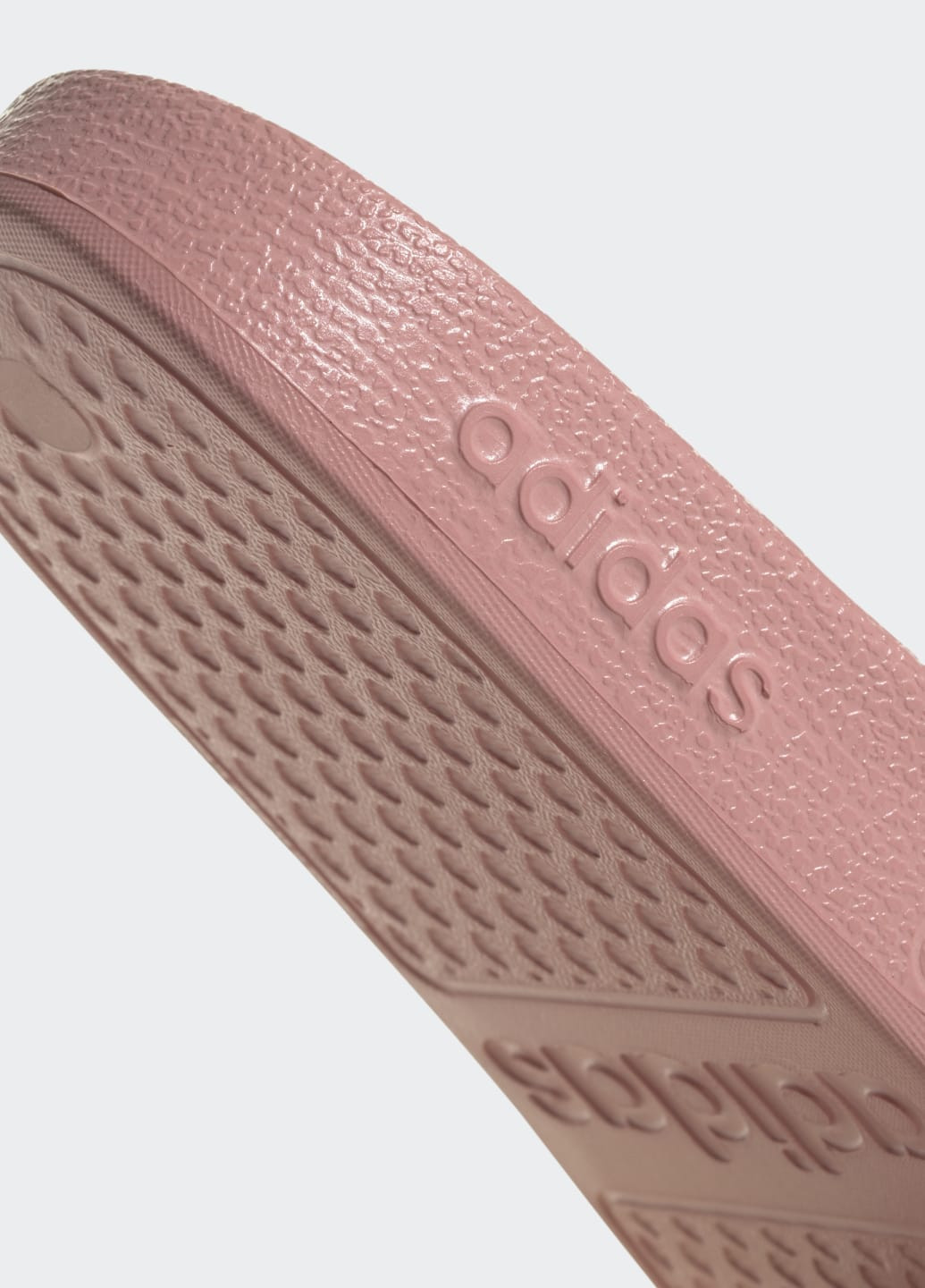 Розовые шлепанцы adilette aqua adidas